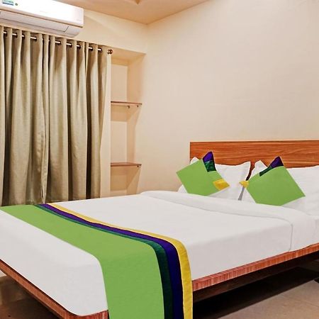 Treebo Trip Sai Krupa Hotel Pune Luaran gambar