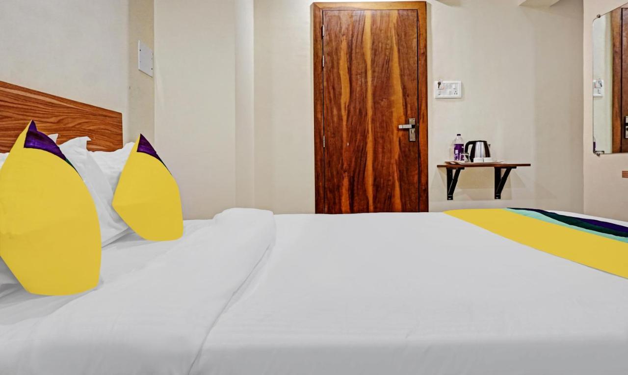 Treebo Trip Sai Krupa Hotel Pune Luaran gambar
